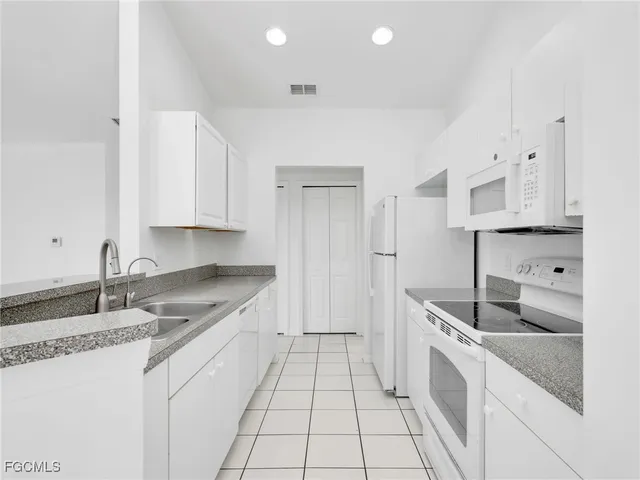 $1,700 | 1543 Hightower Avenue South, Lehigh Acres, FL 33973