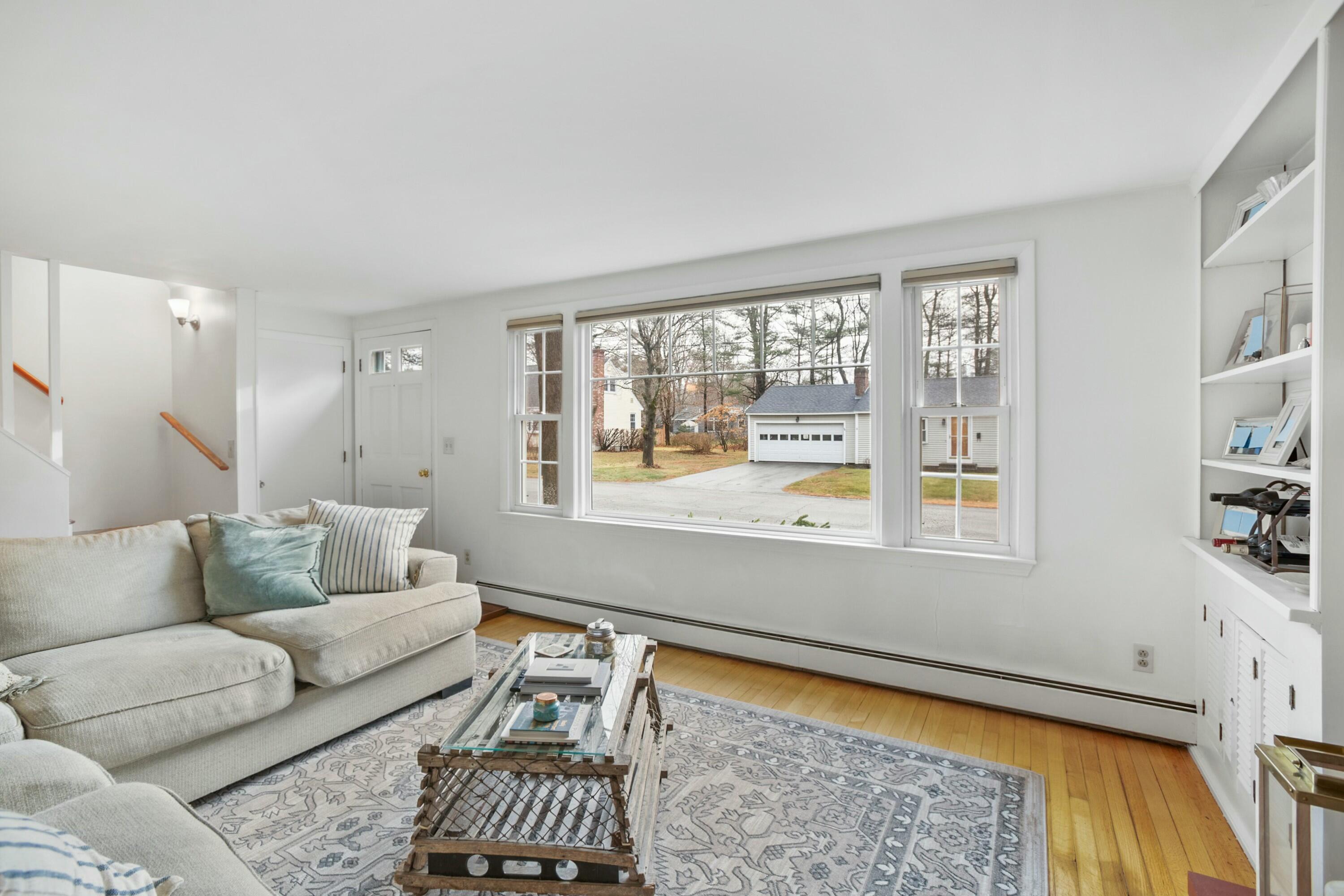 7 Glendale Road Kennebunk, ME 04043 - Photo 4 of 26 tempImagekRfr8G