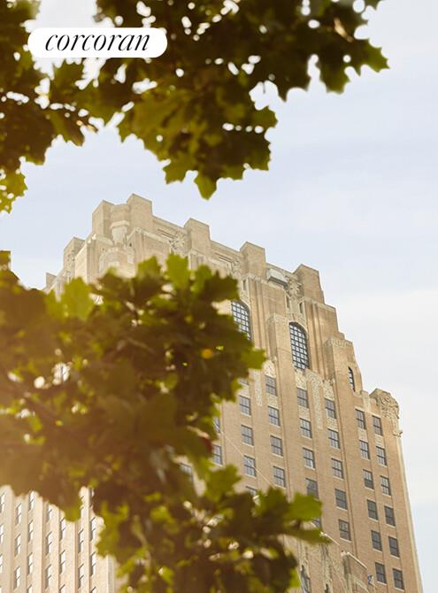 100 Barclay Street, Unit PHSOUTH Manhattan, NY 10007 - Photo 19 of 21 a view of a large building