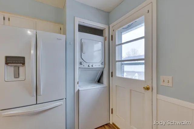 $165,000 | 3364 Chestnut Avenue Southwest, Grandville, MI 49418