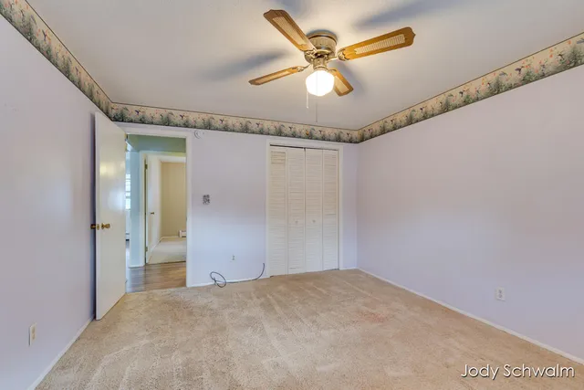 $165,000 | 3364 Chestnut Avenue Southwest, Grandville, MI 49418