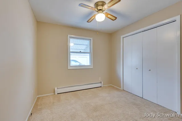 $165,000 | 3364 Chestnut Avenue Southwest, Grandville, MI 49418