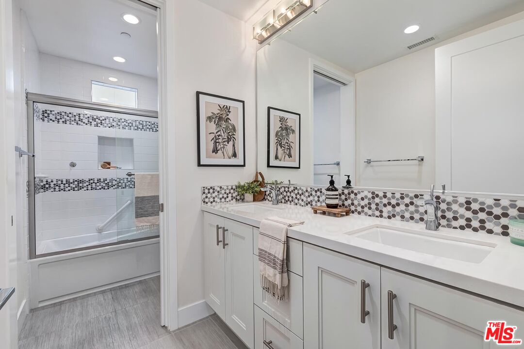 12771 Shell Place, Unit 2 Los Angeles, CA 90094 - Photo 30 of 39