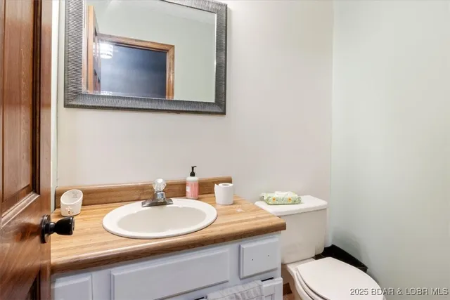 $315,000 | 1630 State Highway 42, Brumley, MO 65017