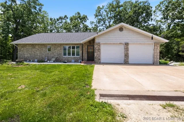 $315,000 | 1630 State Highway 42, Brumley, MO 65017