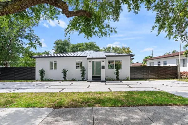 $9,500 | 26 Northeast 88th Street, El Portal, FL 33138
