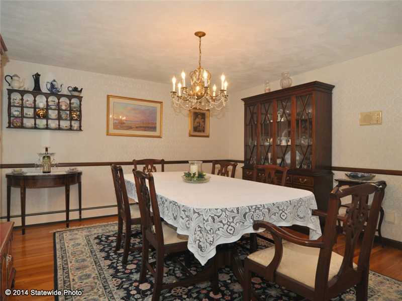 87 Betty Pond Road Scituate, RI 02831 - Photo 11 of 25 Dining Room.