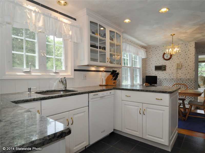 87 Betty Pond Road Scituate, RI 02831 - Photo 8 of 25 Kitchen.