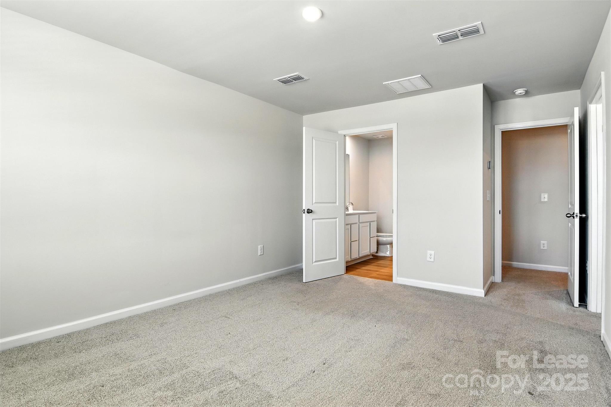 1525 39th Ave Loop Northeast Hickory, NC 28601 - Photo 10 of 24 a view of empty room