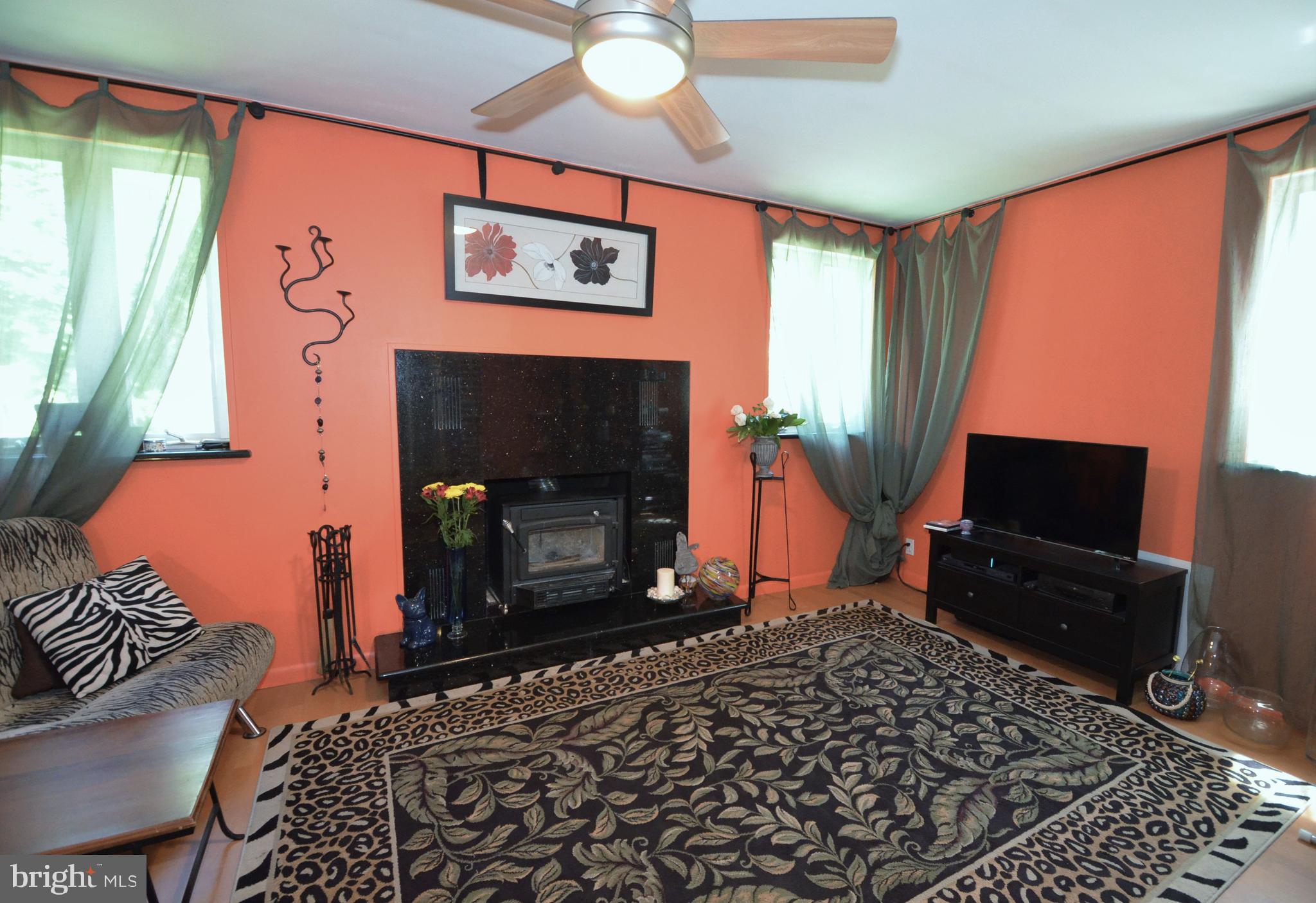 10809 Stevens Road Philadelphia, PA 19116 - Photo 19 of 34 Gallery Image 19