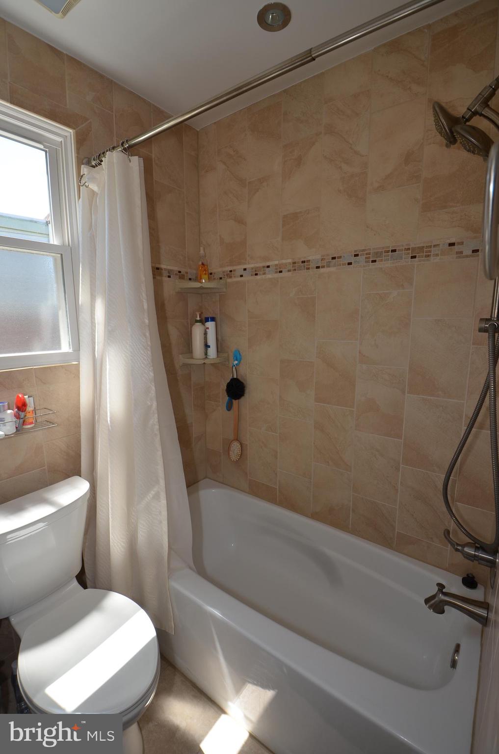 10809 Stevens Road Philadelphia, PA 19116 - Photo 28 of 34 Gallery Image 28