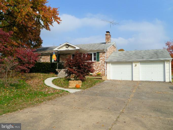 20798 Gleedsville Road Leesburg, VA 20175 - Photo 2 of 28 Exterior (Front)