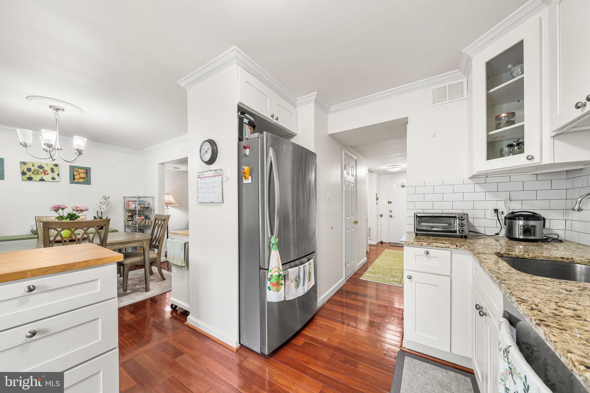 8252 Getty Court Springfield, VA 22153 - Photo 11 of 30 Updated kitchen