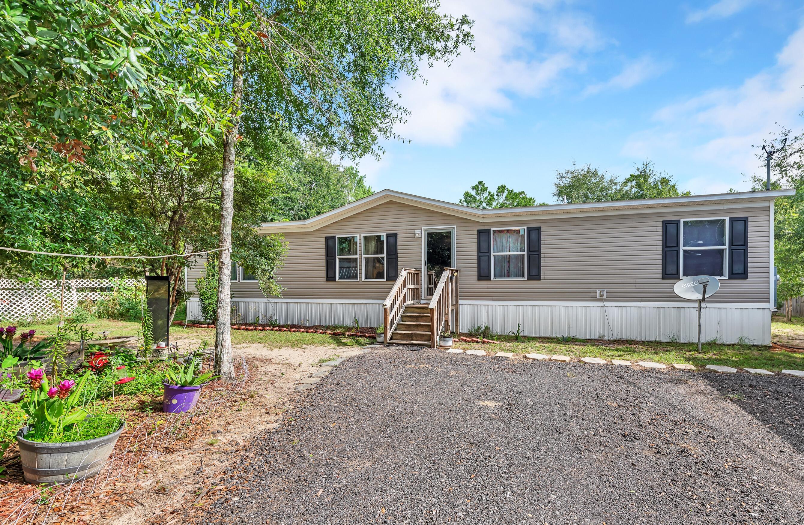 328 East Raphael Road DeFuniak Springs, FL 32433 - Photo 1 of 15 _D855508 (1)