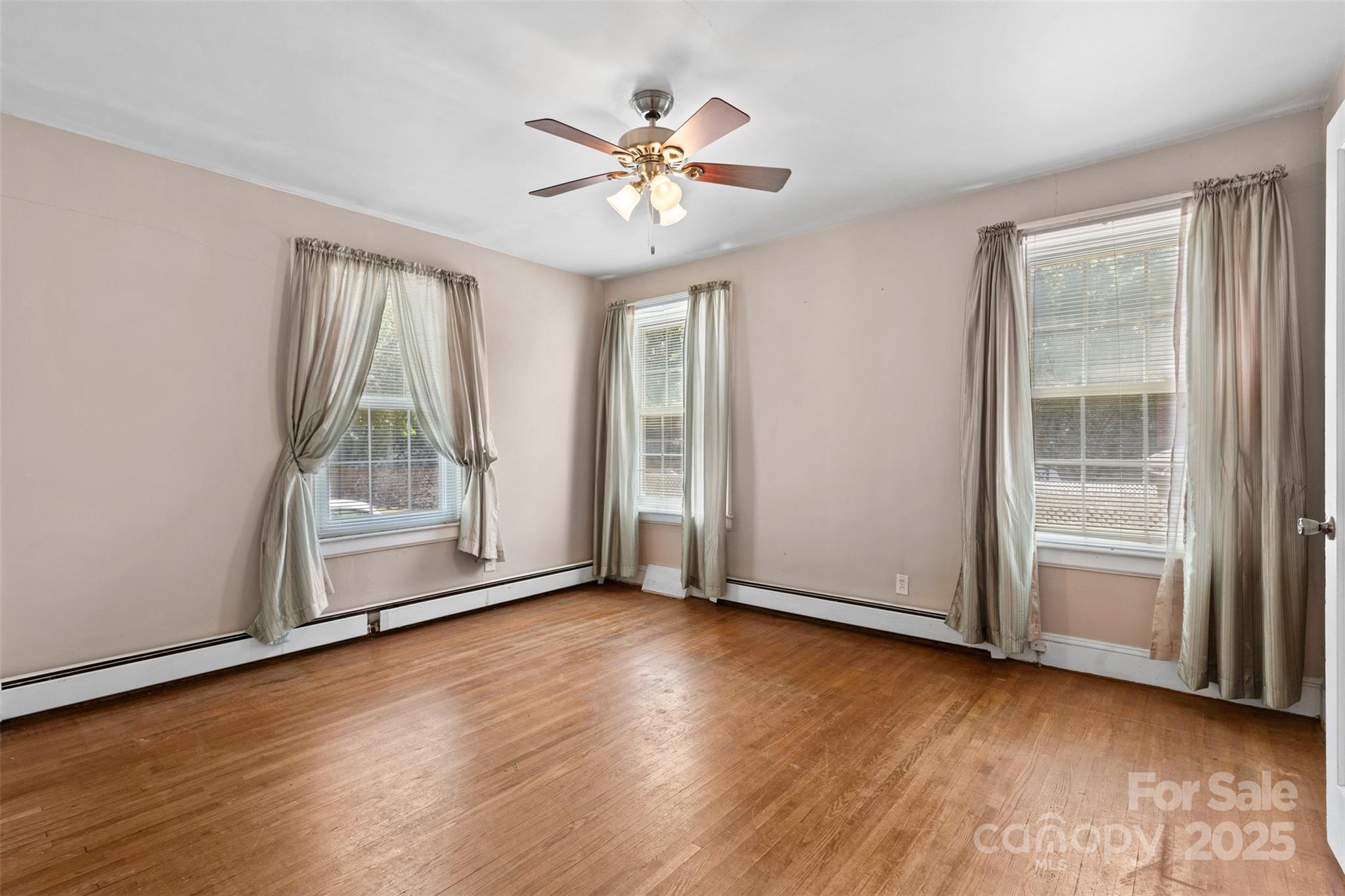 4608 Beatties Ford Road Charlotte, NC 28216 - Photo 8 of 31 Gallery Image 8
