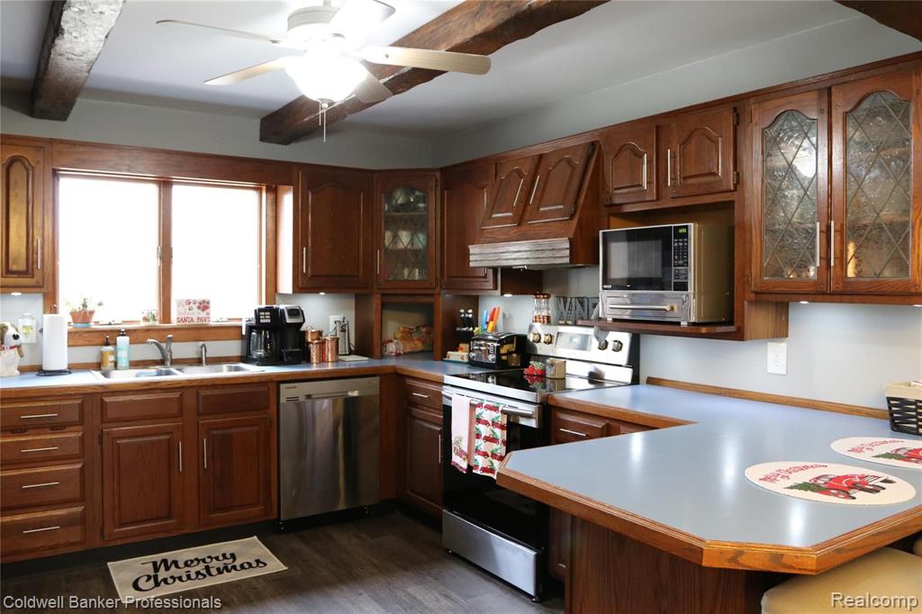 700 West Lansing Road Morrice, MI 48857 - Photo 3 of 28