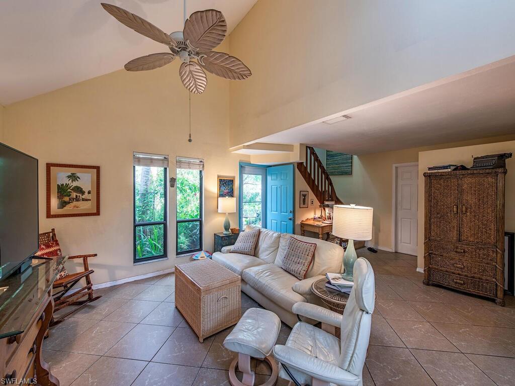 1351 Solana Road, Unit M2 Naples, FL 34103 - Photo 2 of 13 Gallery Image 2