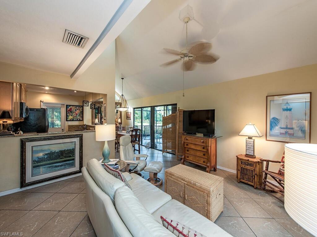 1351 Solana Road, Unit M2 Naples, FL 34103 - Photo 4 of 13 Gallery Image 4