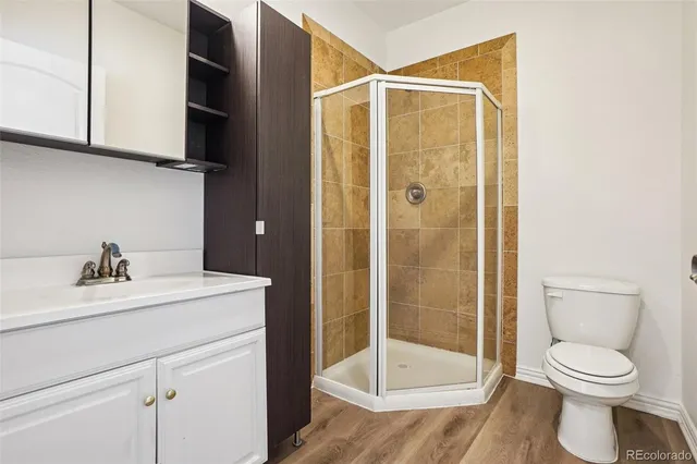 a front view of a house with garage