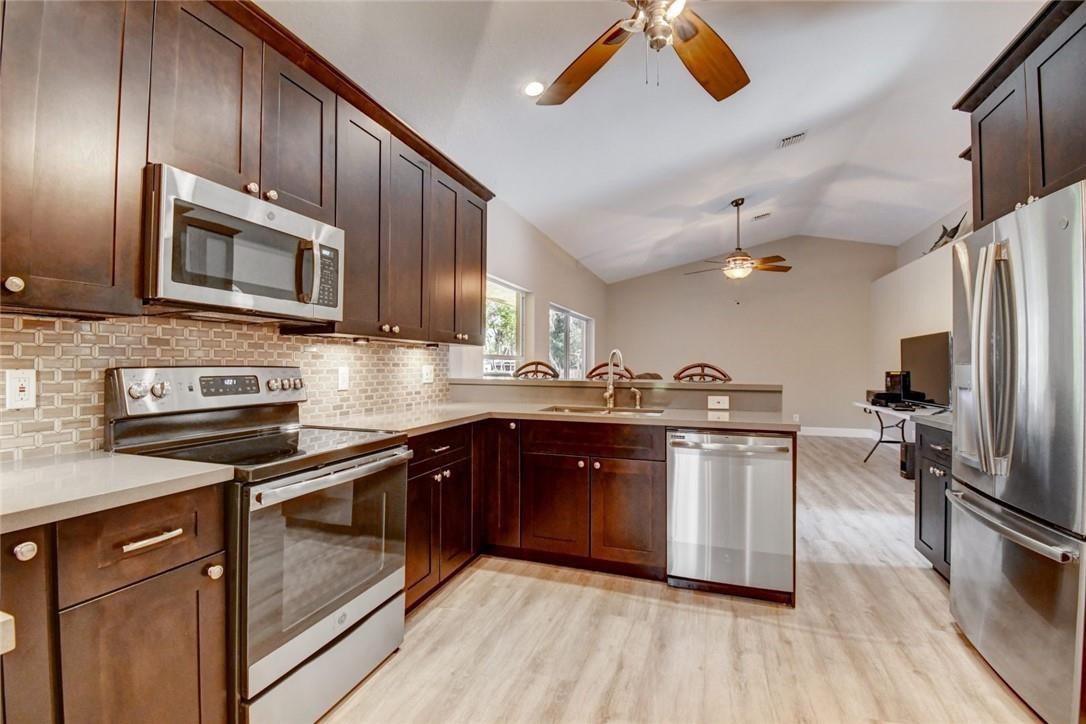 4580 Northwest 3rd Avenue Boca Raton, FL 33431 - Photo 13 of 47 Photo 13