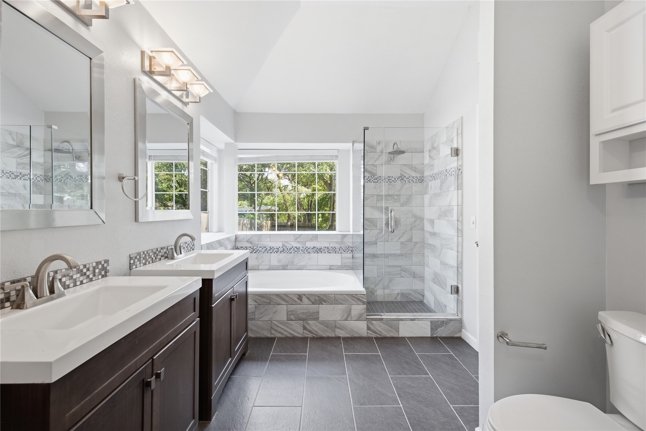 2922 Wickersham Lane Austin, TX 78741 - Photo 25 of 26 a bathroom with a sink toilet tub and shower