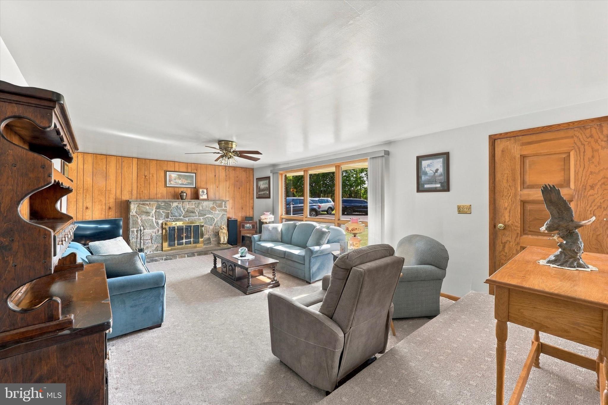 2120 Branch Road Perkasie, PA 18944 - Photo 2 of 28 Gallery Image 2