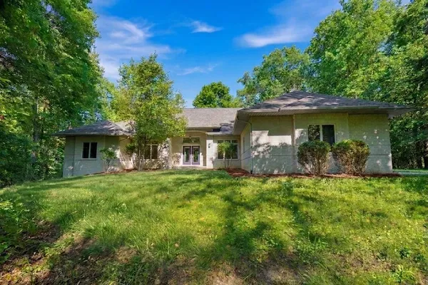 $997,000 | 7544 Lake Hollow Court, Dexter, MI 48130