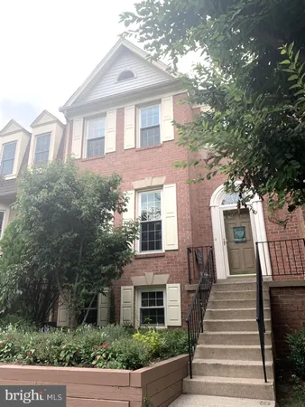 $3,400 | 12304 Quiet Hollow Court, Fairfax, VA 22033