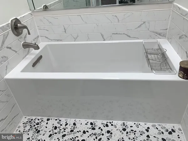 $3,400 | 12304 Quiet Hollow Court, Fairfax, VA 22033