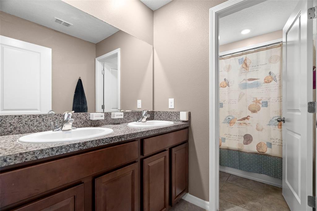 6601 Rainbow Springs Lane New Port Richey, FL 34653 - Photo 13 of 46