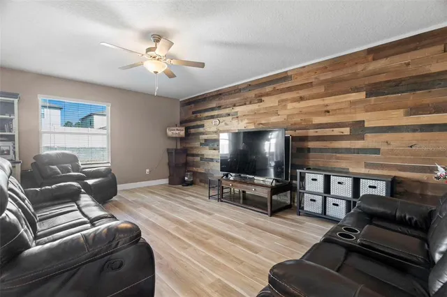 $428,000 | 6601 Rainbow Springs Lane, New Port Richey, FL 34653