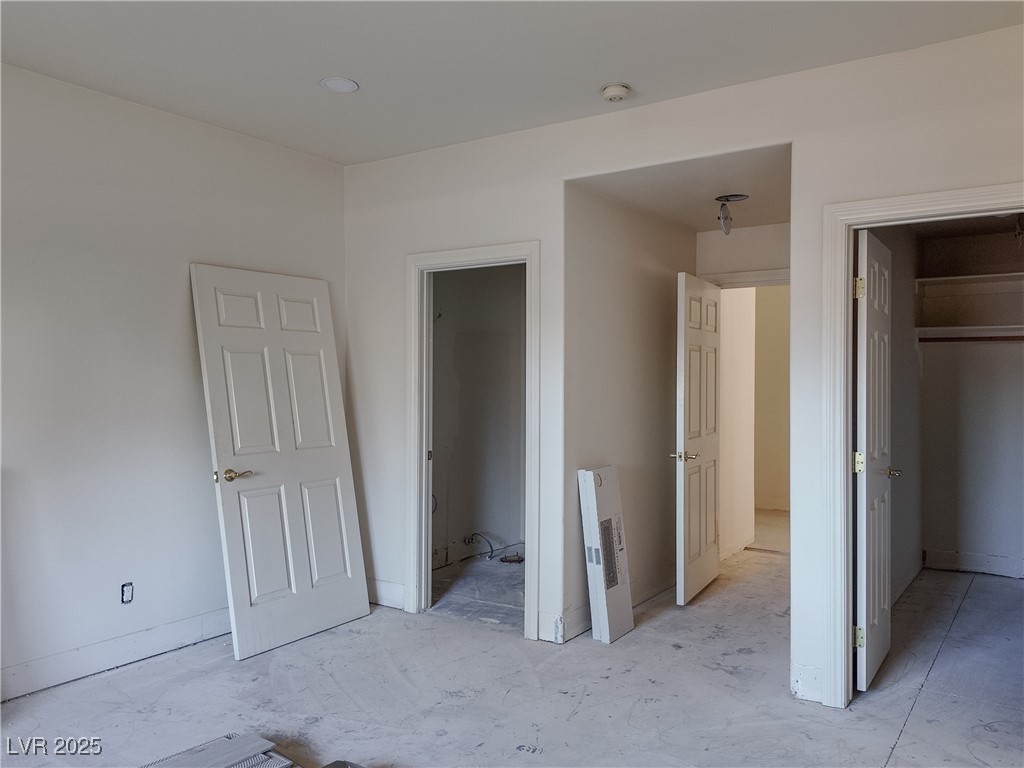 3840 South Topaz Road Las Vegas, NV 89121 - Photo 54 of 89 Unfurnished bedroom with a spacious closet and baseboards