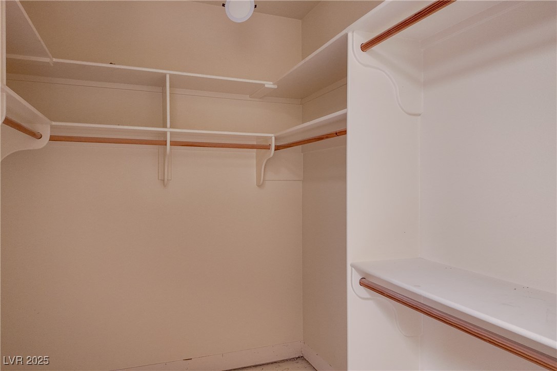 3840 South Topaz Road Las Vegas, NV 89121 - Photo 63 of 89 View of spacious closet