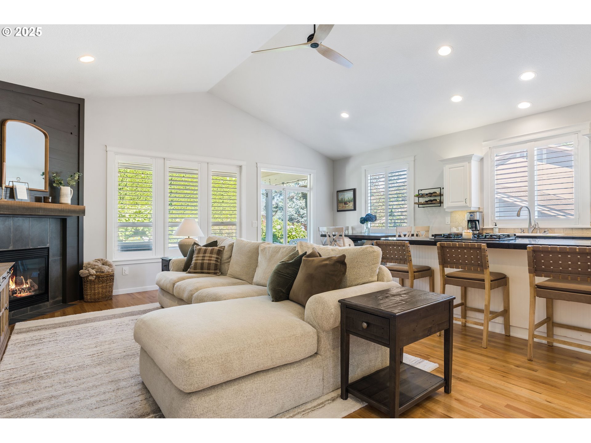 909 Northwest 22nd Avenue Camas, WA 98607 - Photo 12 of 35