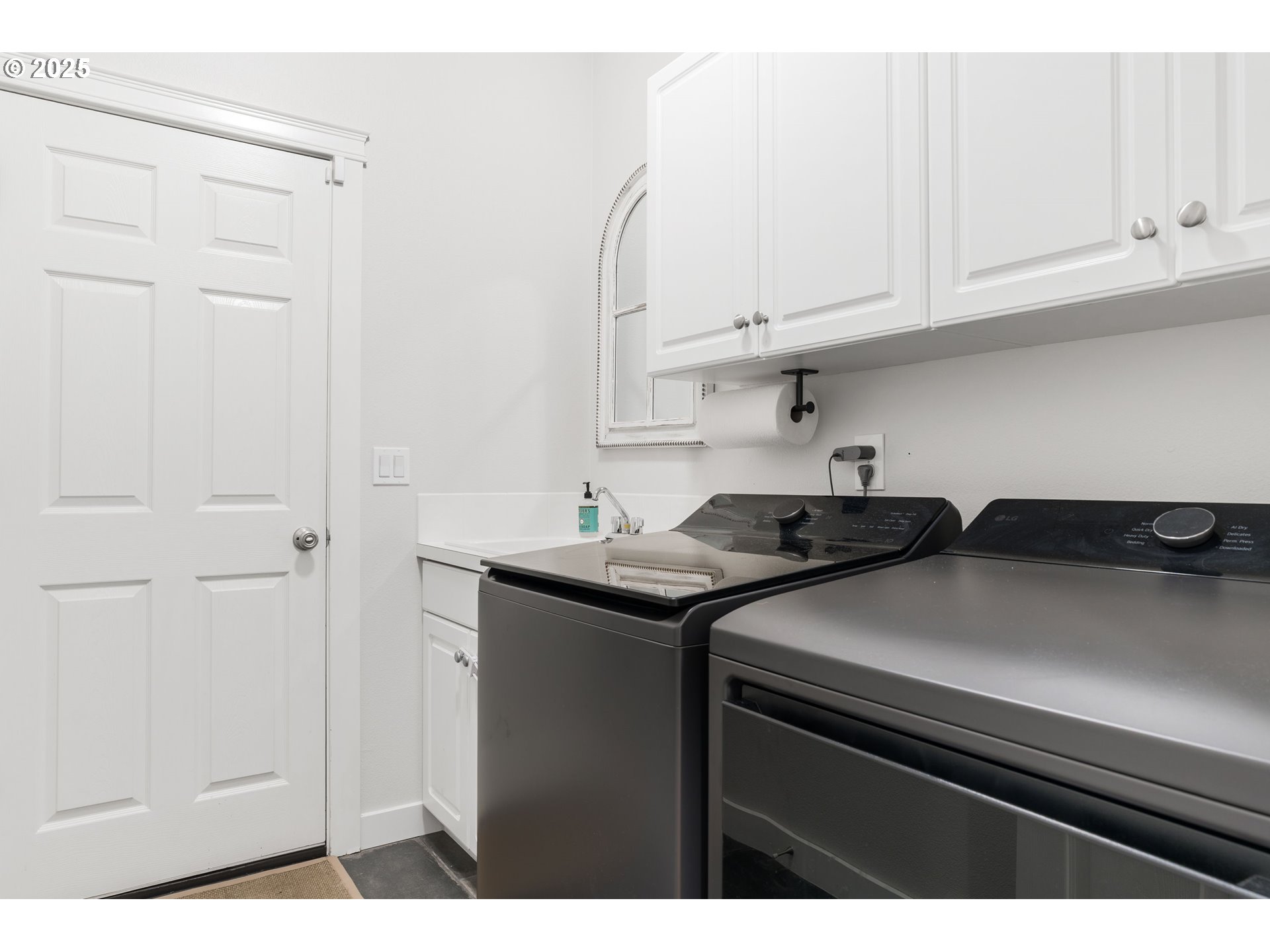 909 Northwest 22nd Avenue Camas, WA 98607 - Photo 18 of 35