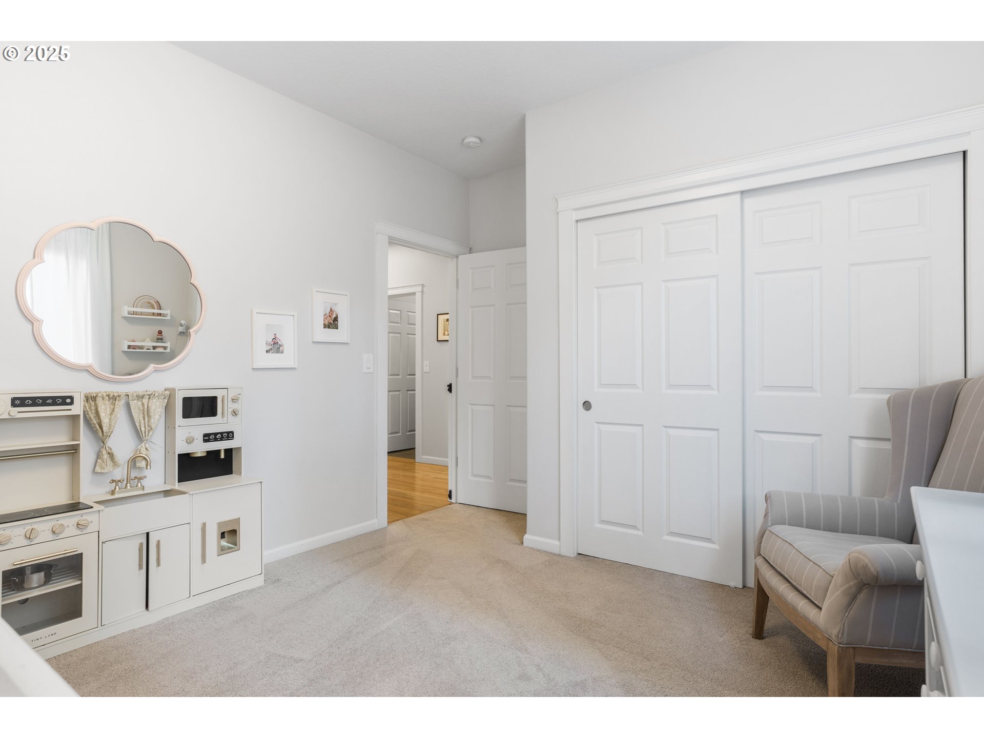 909 Northwest 22nd Avenue Camas, WA 98607 - Photo 21 of 35