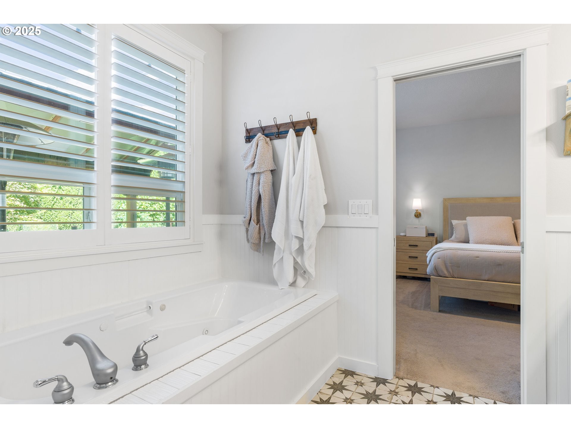 909 Northwest 22nd Avenue Camas, WA 98607 - Photo 27 of 35