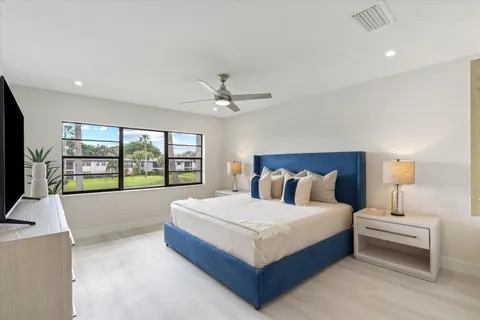 $99,990 | 32 Southport Lane, Unit D, Boynton Beach, FL 33436