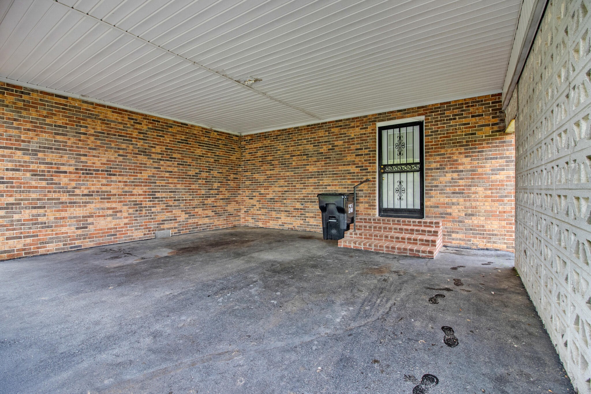 1228 Sequatchie Road Pikeville, TN 37367 - Photo 3 of 27 Gallery Image 3