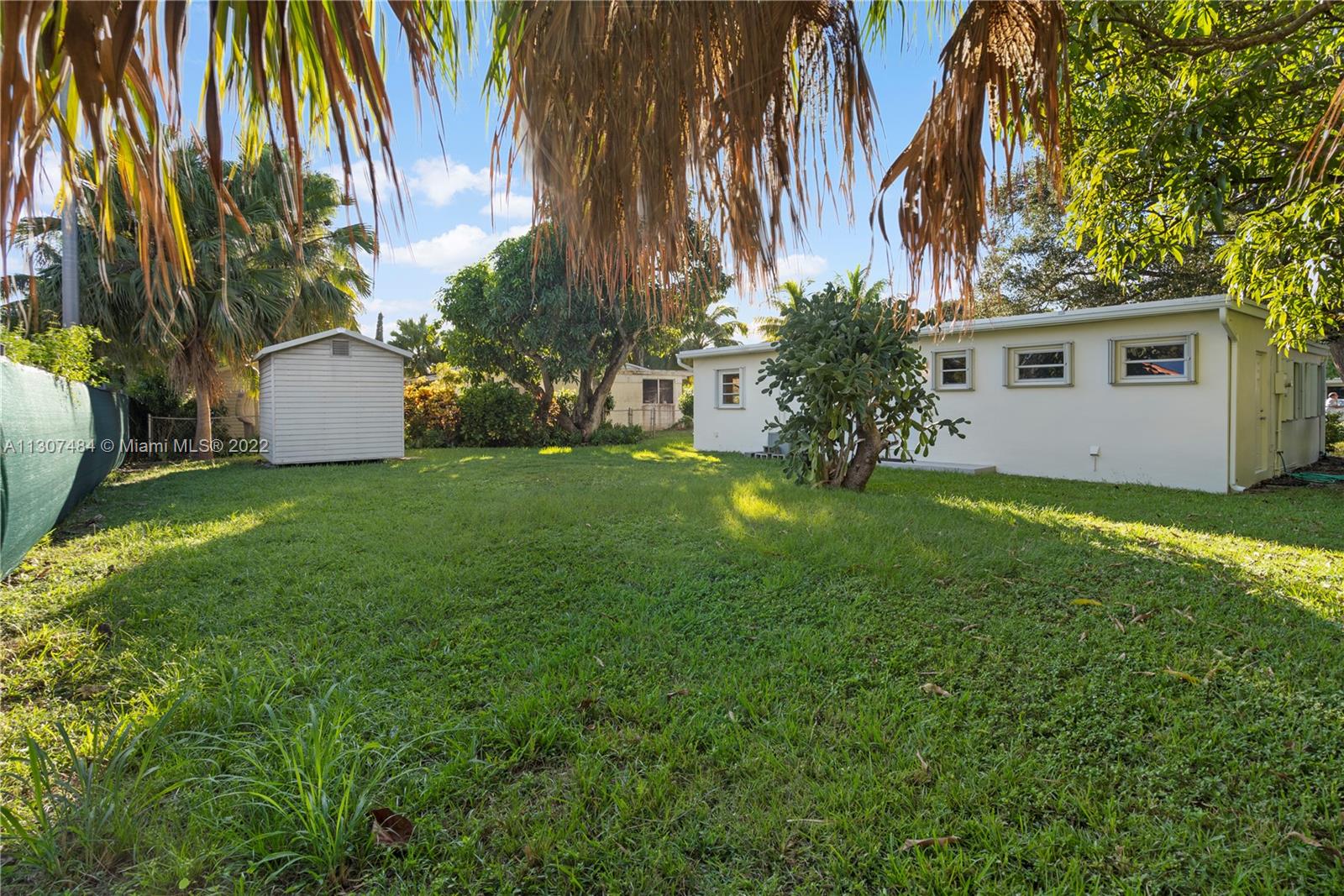 12435 Southwest 84th Avenue Road Miami, FL 33156 - Photo 7 of 16 Gallery Image 7