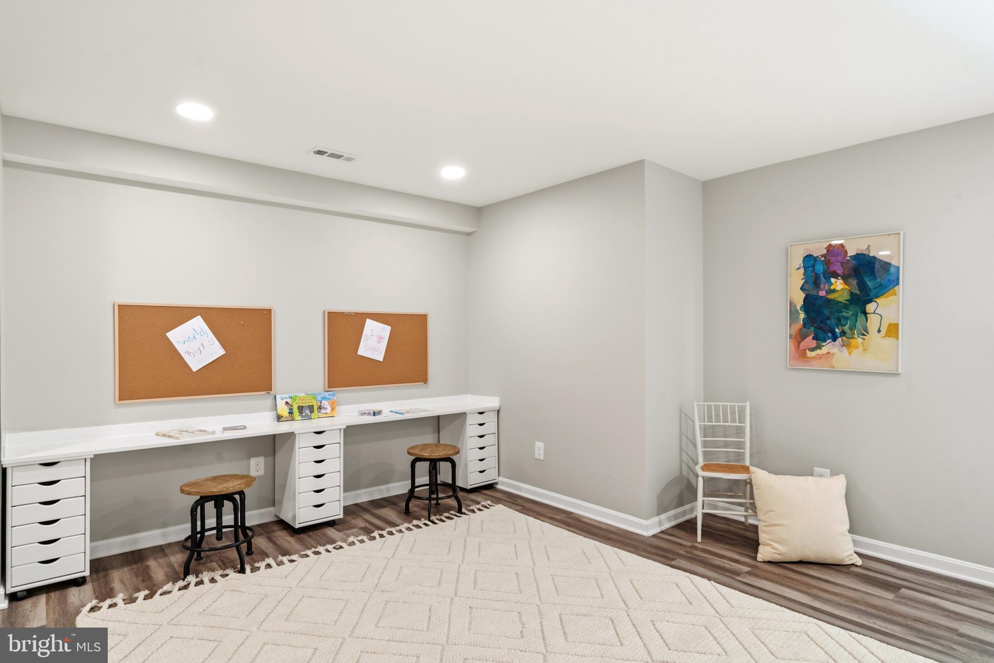21031 Clarksburg Road Boyds, MD 20841 - Photo 43 of 79 Built-ins stay with the home