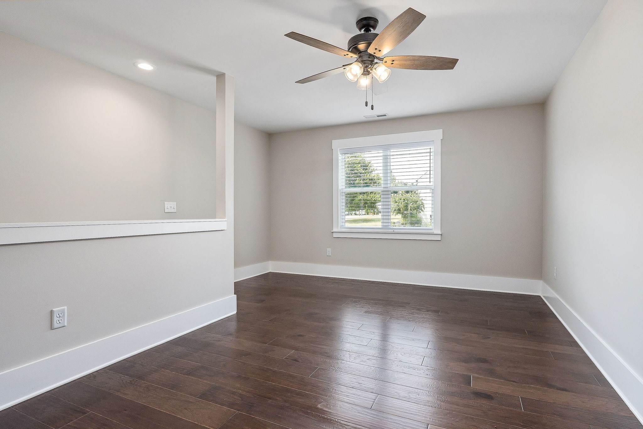 733 Jackson Avenue Carthage, TN 37030 - Photo 11 of 47