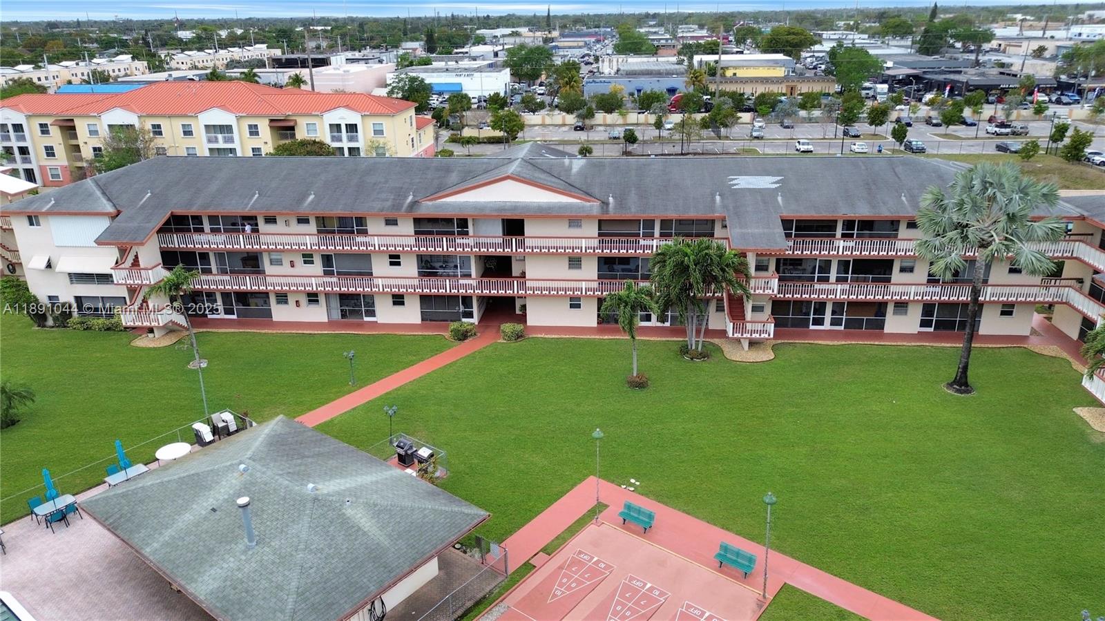 5300 Washington Street, Unit O224 Hollywood, FL 33021 - Photo 14 of 14 a view of a city with tall buildings