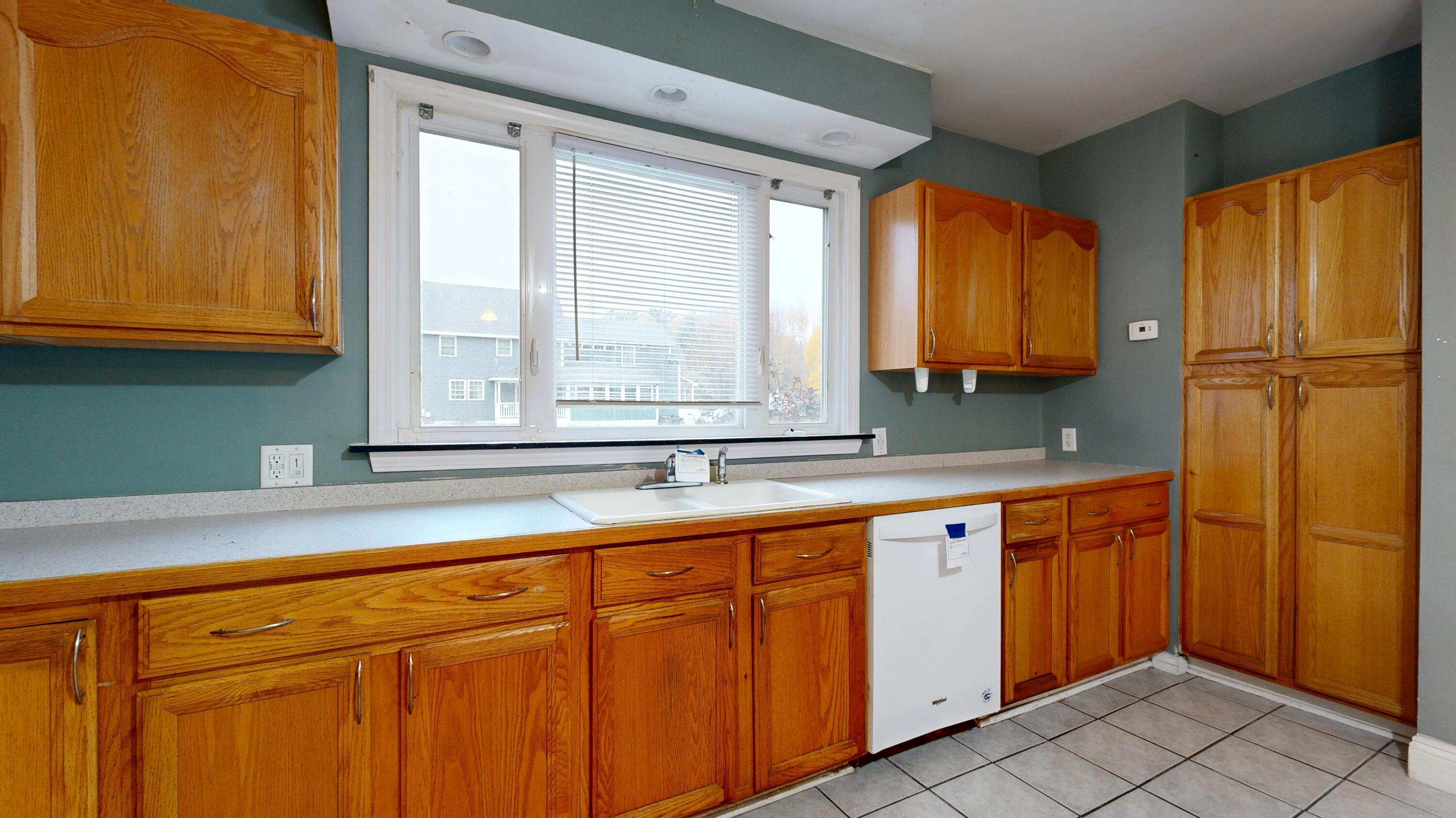 7 Hubbard Street Saco, ME 04072 - Photo 8 of 49 7-Hubbard-Street-10232025_092115