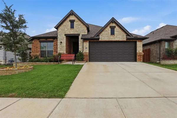 $367,000 | 908 Misty Lane, Cleburne, TX 76033