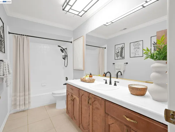 $1,999,000 | 4164 Oak Pointe Court, Hayward, CA 94542