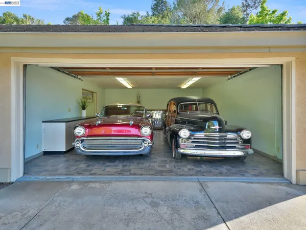$1,999,000 | 4164 Oak Pointe Court, Hayward, CA 94542
