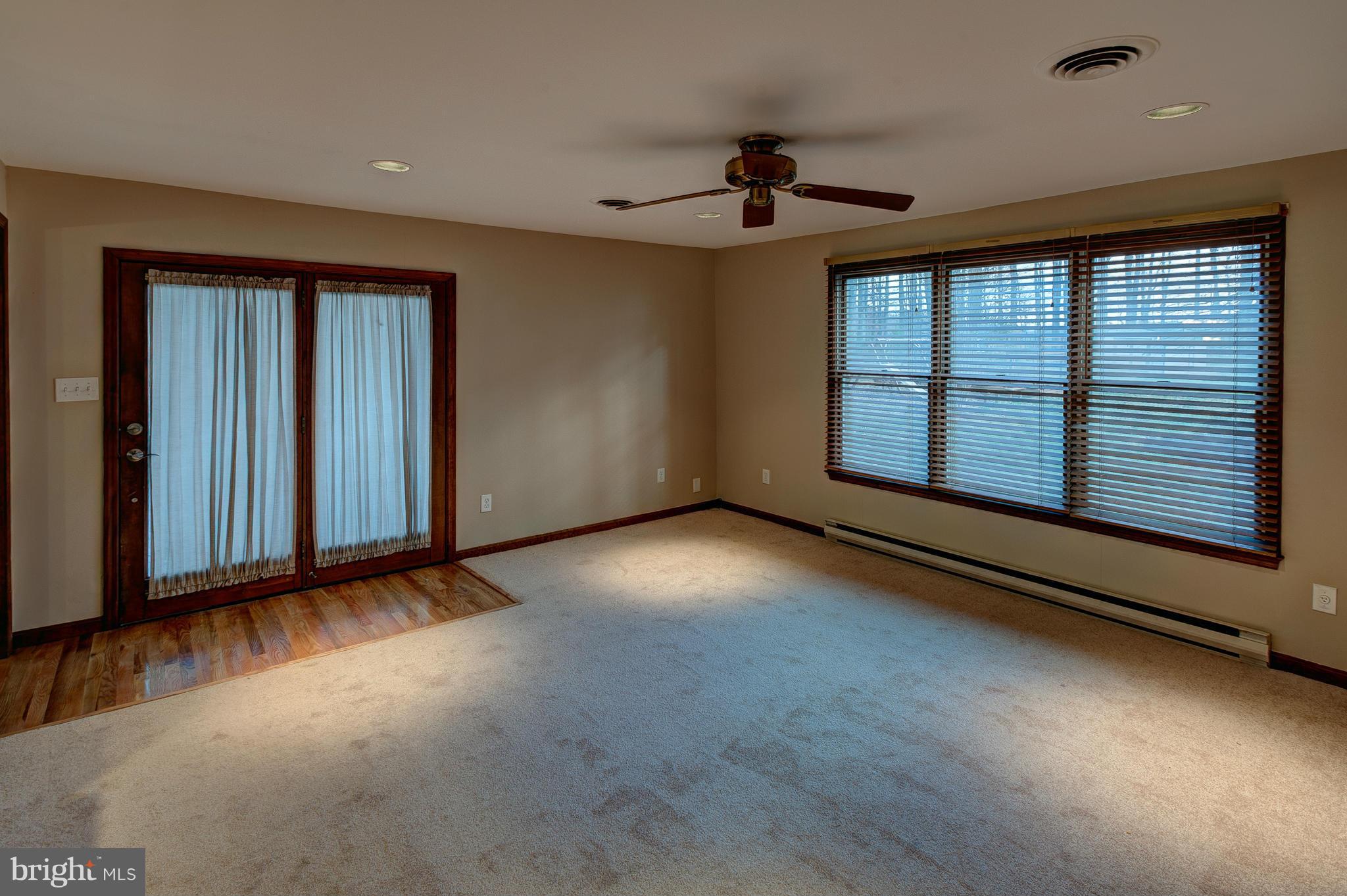 3415 West Watersville Road Mount Airy, MD 21771 - Photo 13 of 24 Family Room