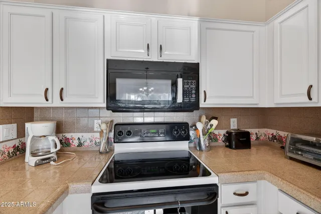 $2,000 | 1831 East Lindrick Drive, Chandler, AZ 85249