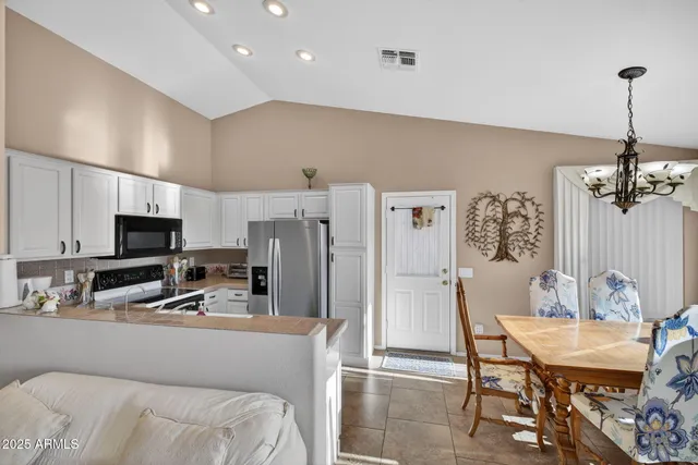 $2,000 | 1831 East Lindrick Drive, Chandler, AZ 85249